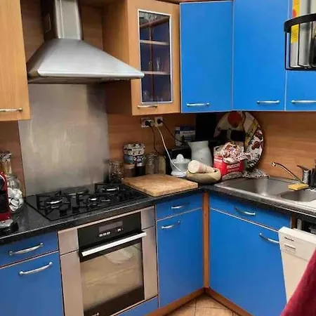 Full Equiped House With Garden Hébergement de vacances Paris