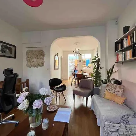 Full Equiped House With Garden *